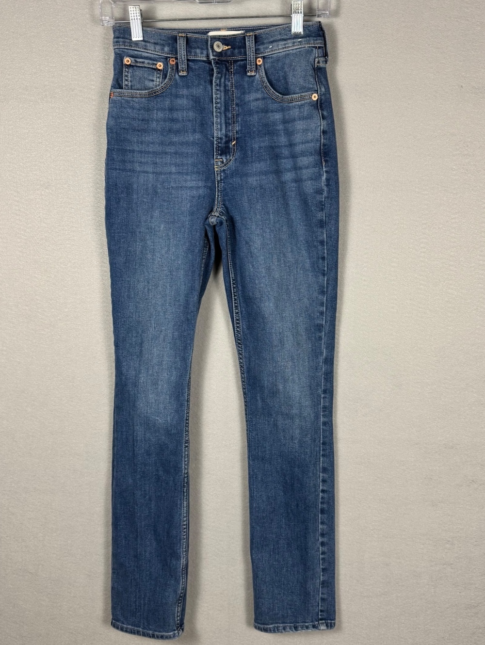 Abercrombie & Fitch Women's 24 Slim Straight Jeans 90s